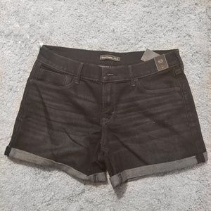 A&F mid rise shorts